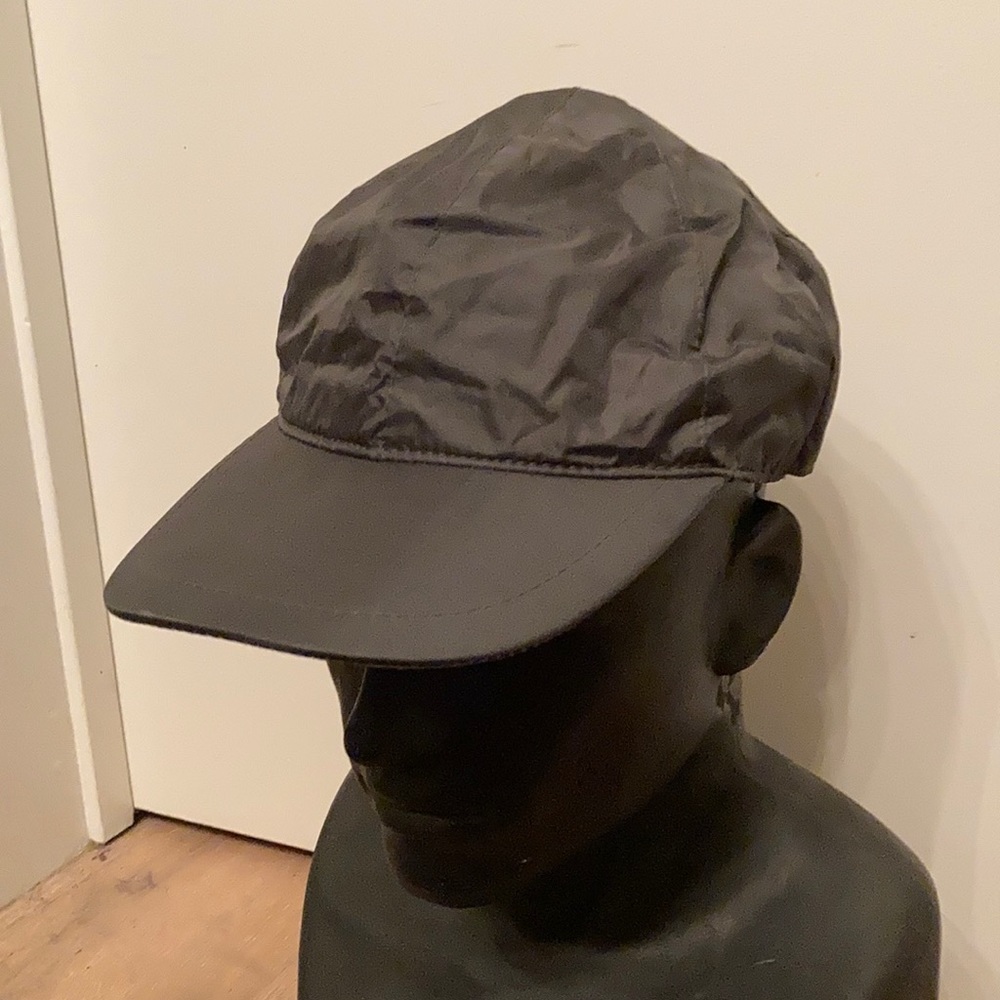 Hunting hat, duel colors.